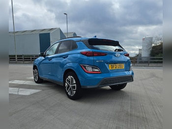 Used Hyundai KONA 2021 for sale - 76161695: Photo 4