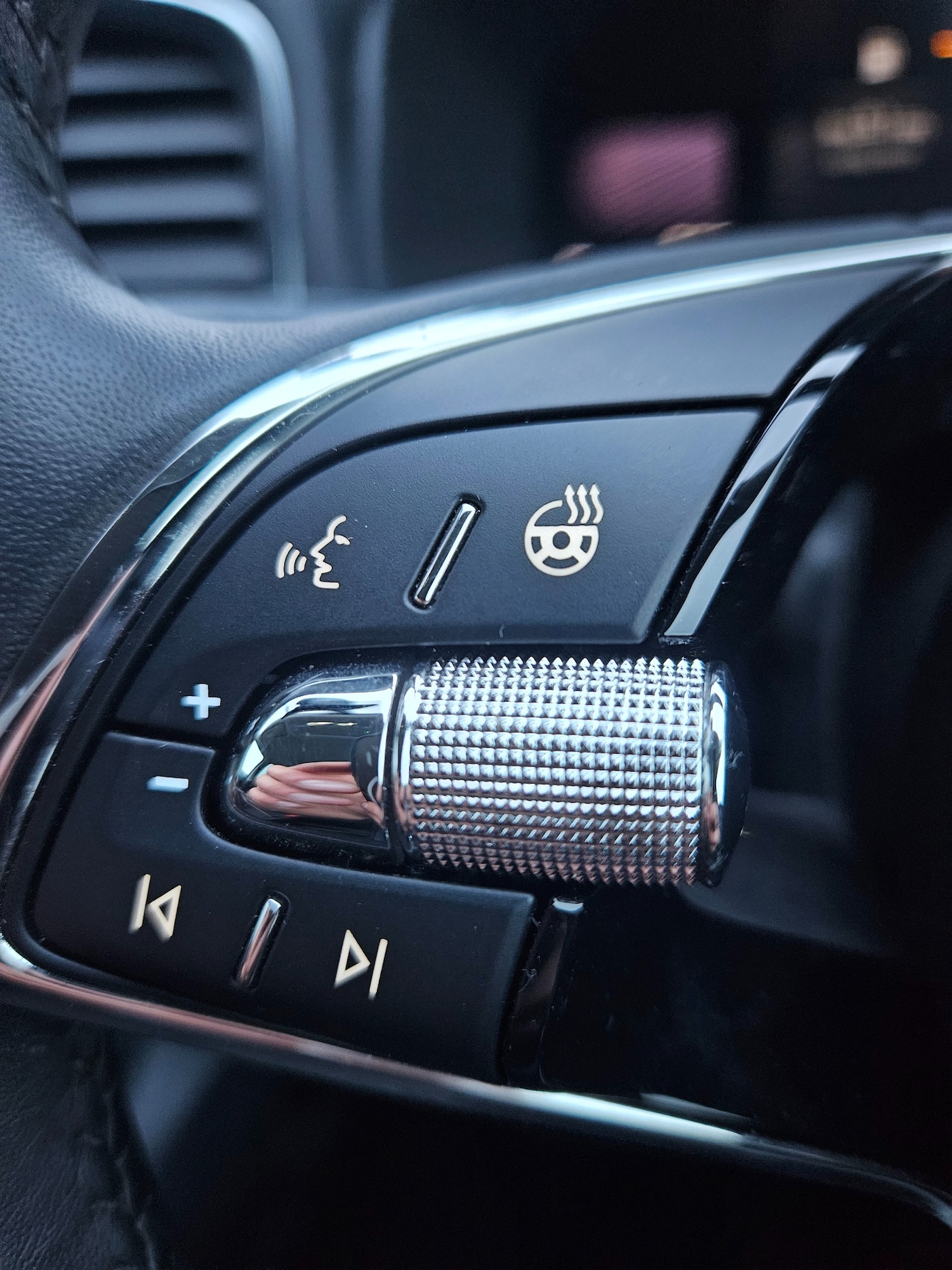 Used Skoda Karoq 2023 for sale - 77570590: Photo 15