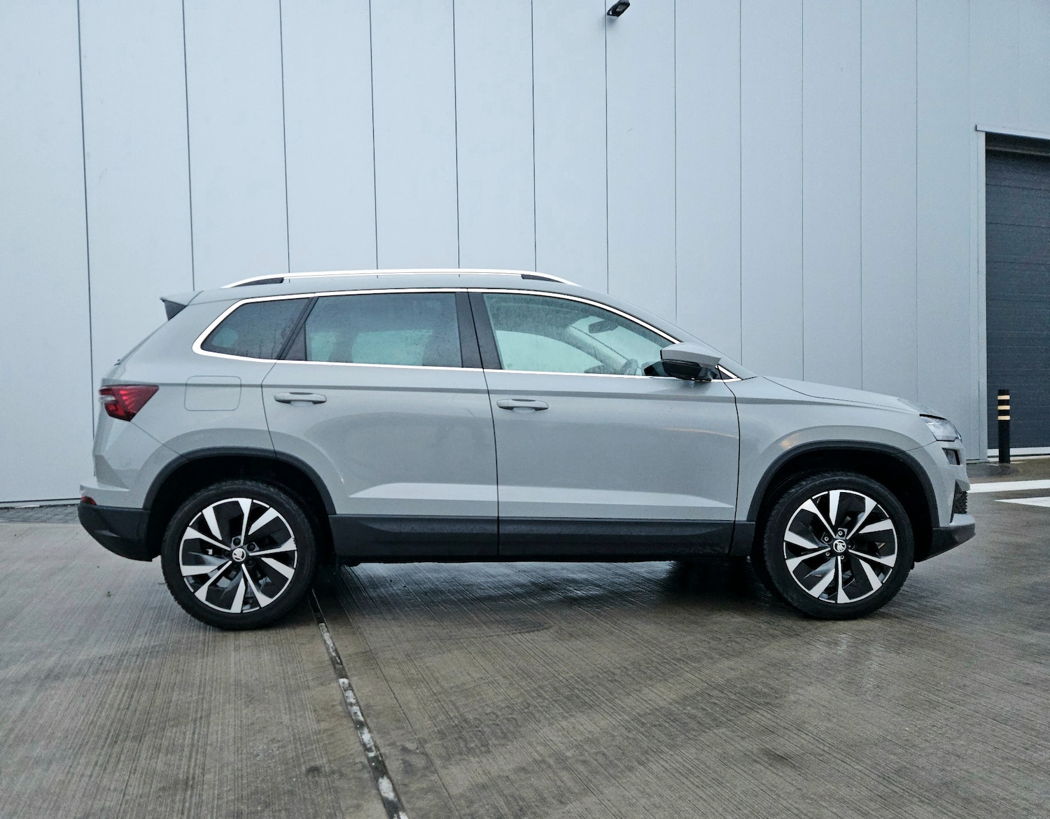 Used Skoda Karoq 2023 for sale - 77570590: Photo 2