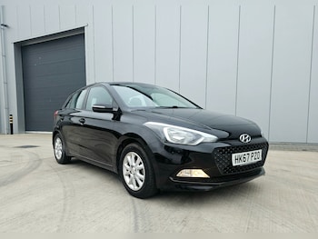 Used Hyundai i20 2017 for sale - 77791209: Photo