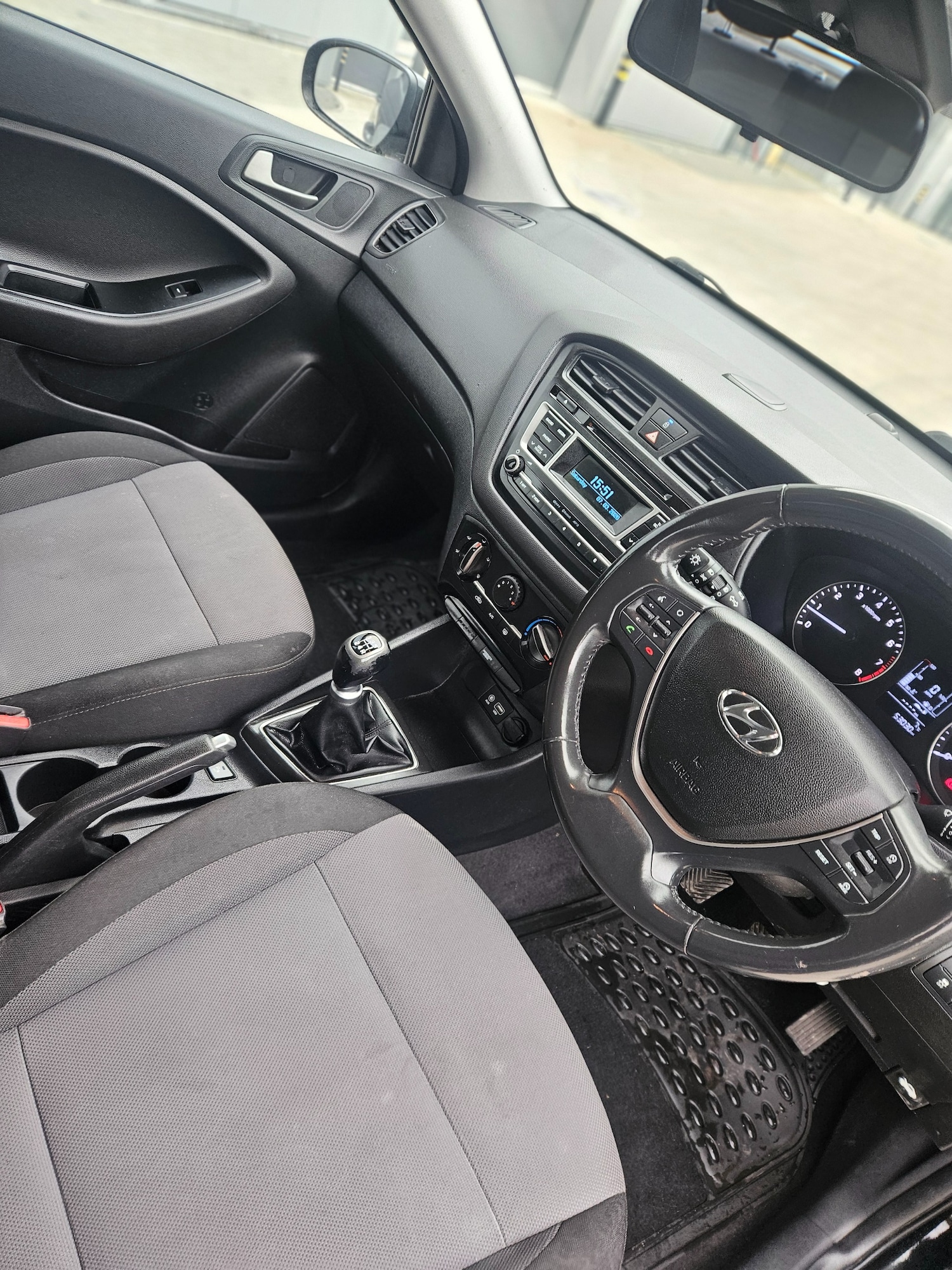 Used Hyundai i20 2017 for sale - 77791209: Photo 9