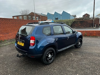 Used Dacia Duster 2018 for sale - 77057035: Photo