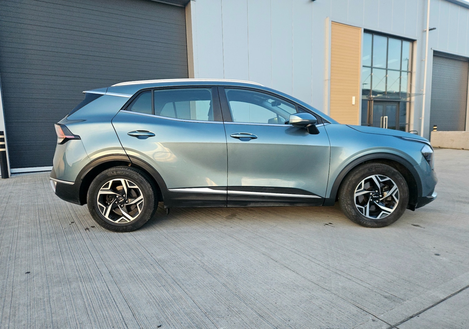 Used Kia Sportage 2023 for sale - 77938415: Photo 2