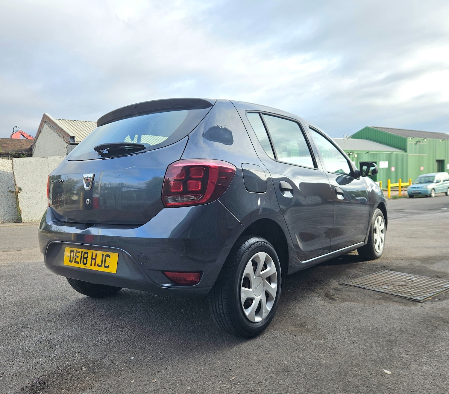 Used Dacia Sandero 2018 for sale - 76016667: Photo 3