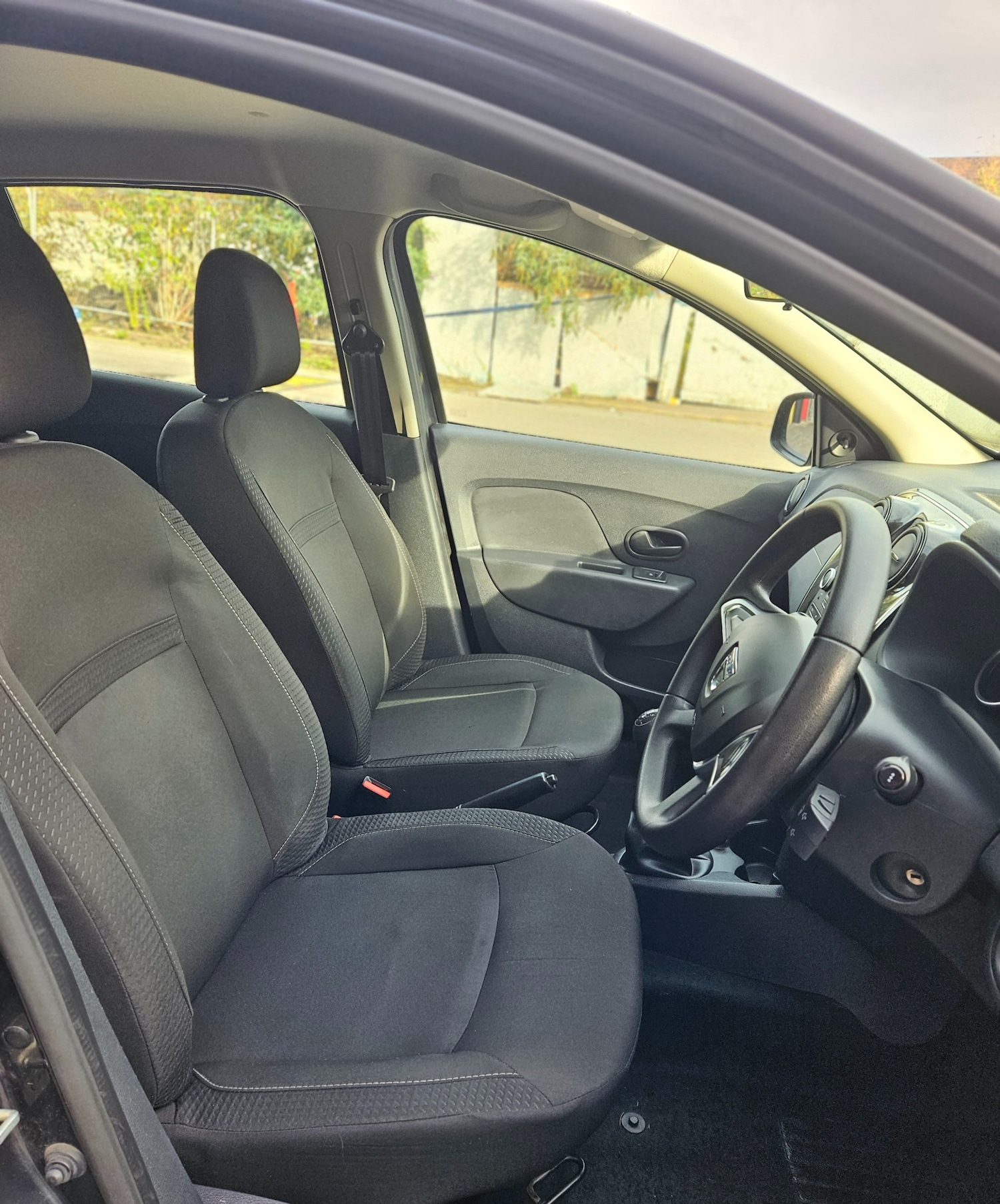 Used Dacia Sandero 2018 for sale - 76016667: Photo 8