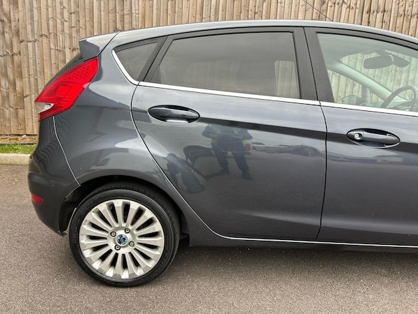 Used Ford Fiesta 2009 for sale - 74943382: Photo 5