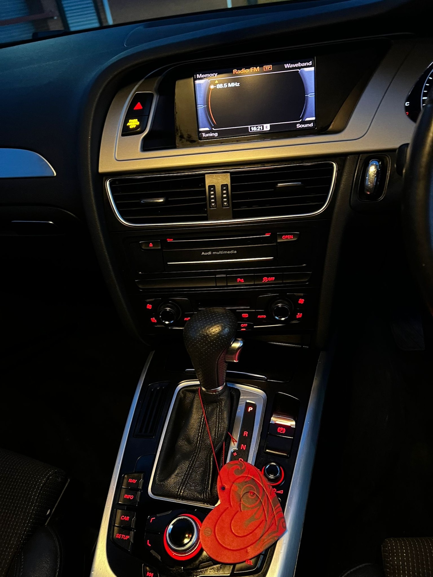 Used Audi A4 2012 for sale - 76919716: Photo 10