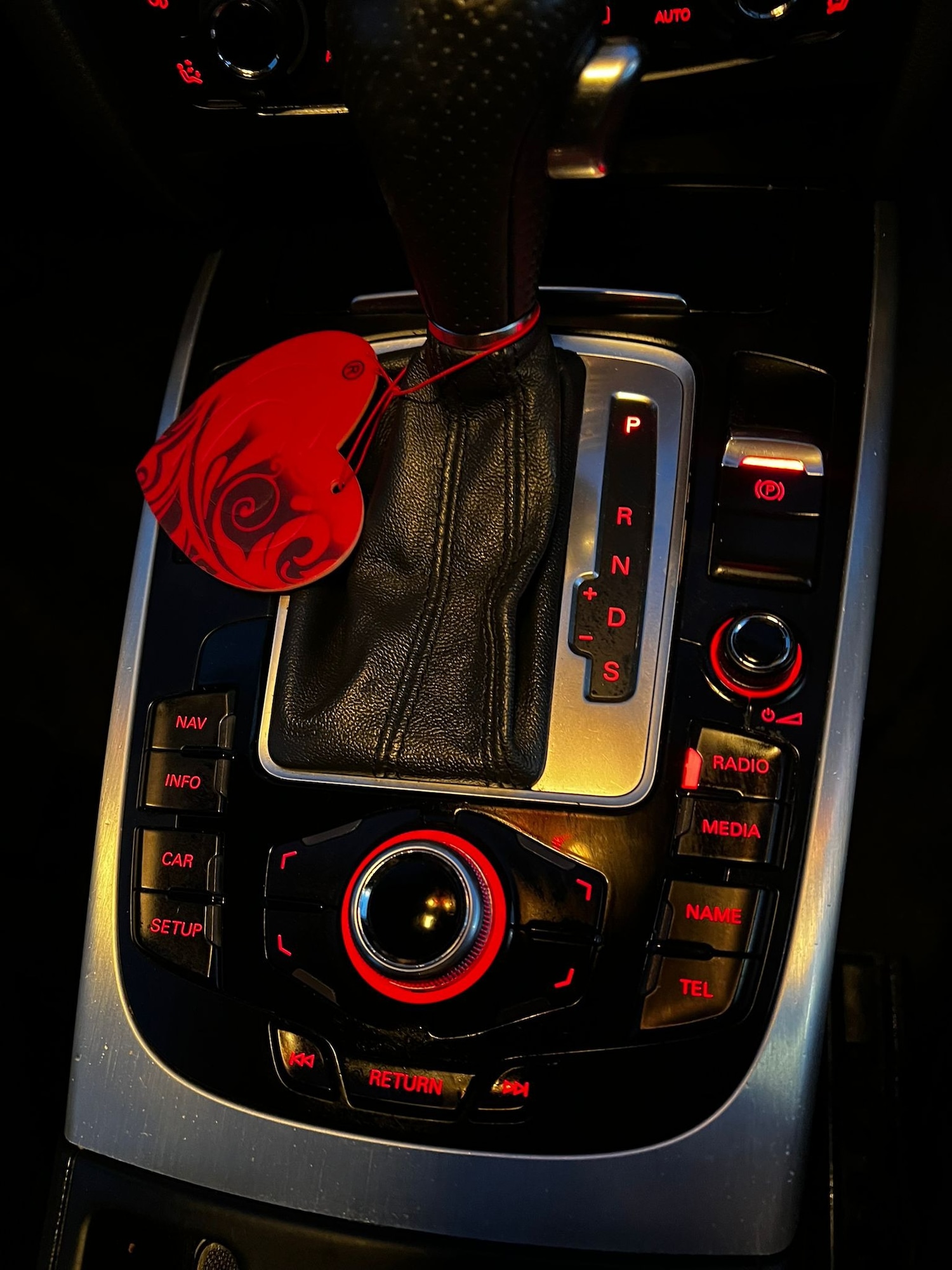 Used Audi A4 2012 for sale - 76919716: Photo 11