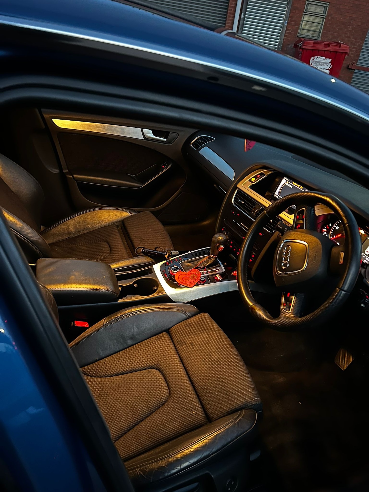 Used Audi A4 2012 for sale - 76919716: Photo 8