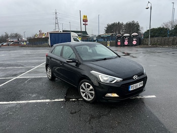 Used Hyundai i20 2016 for sale - 77173303: Photo