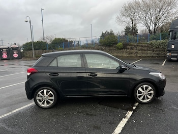 Used Hyundai i20 2016 for sale - 77173303: Photo