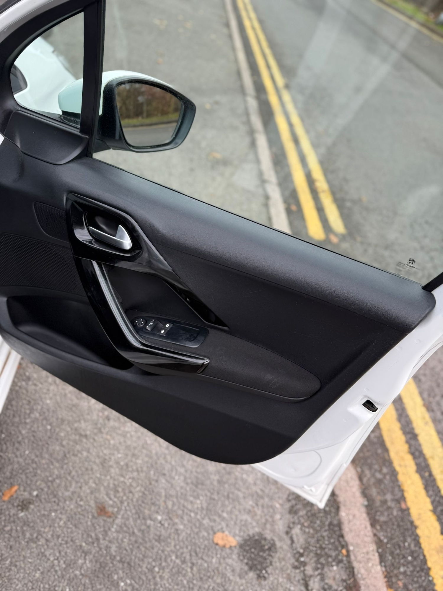 Used Peugeot 208 2016 for sale - 76497716: Photo 14