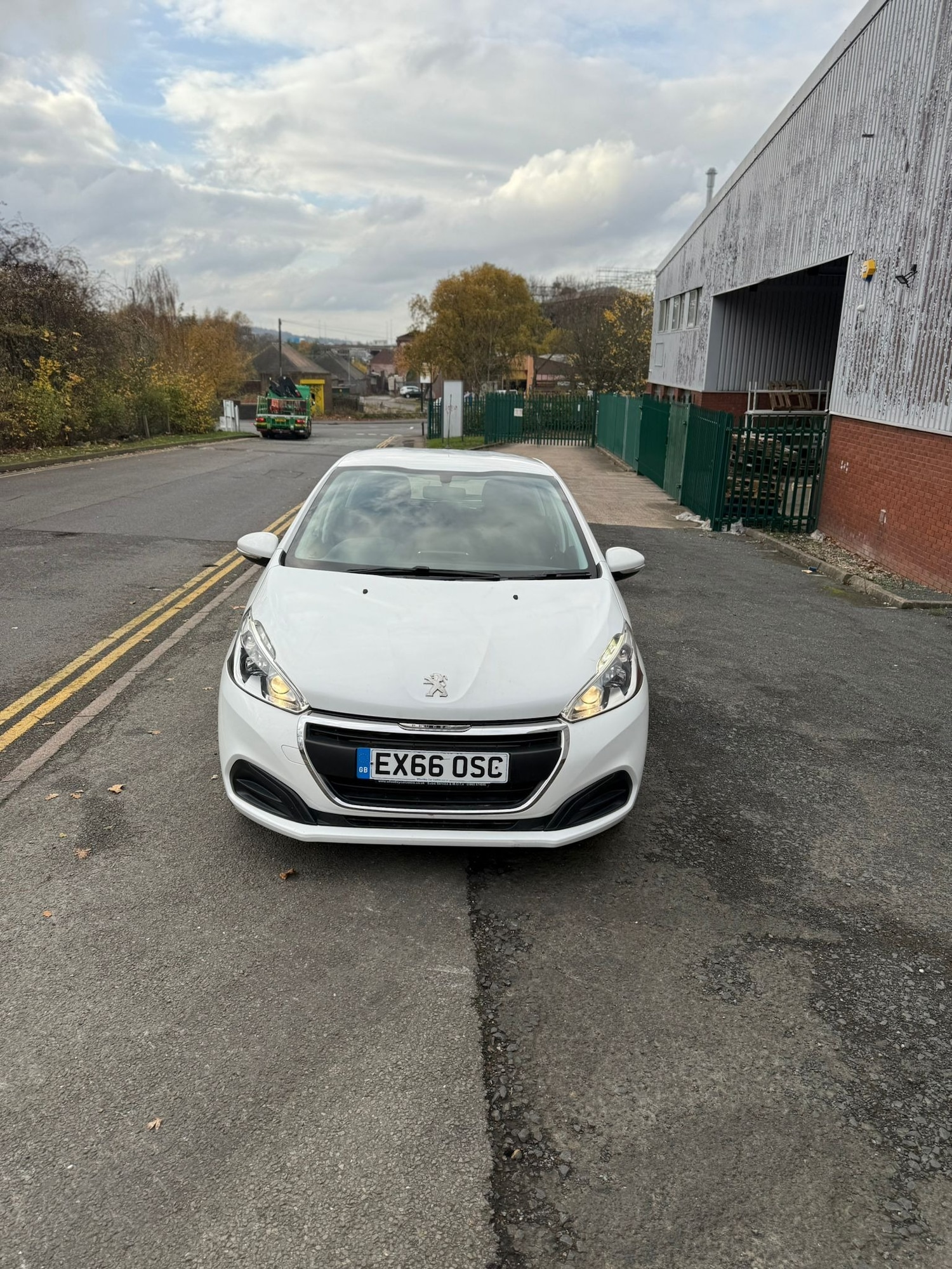 Used Peugeot 208 2016 for sale - 76497716: Photo 6