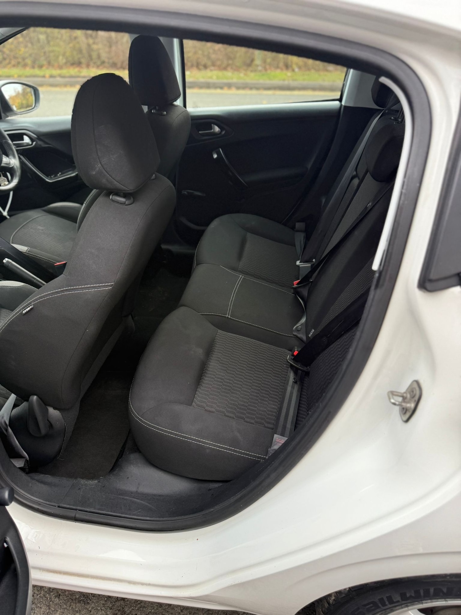 Used Peugeot 208 2016 for sale - 76497716: Photo 8