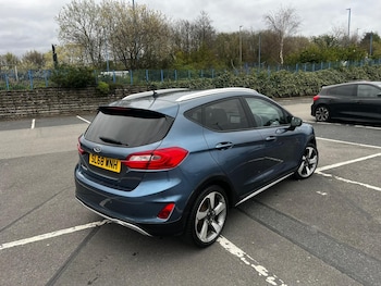 Used Ford Fiesta 2018 for sale - 78112382: Photo