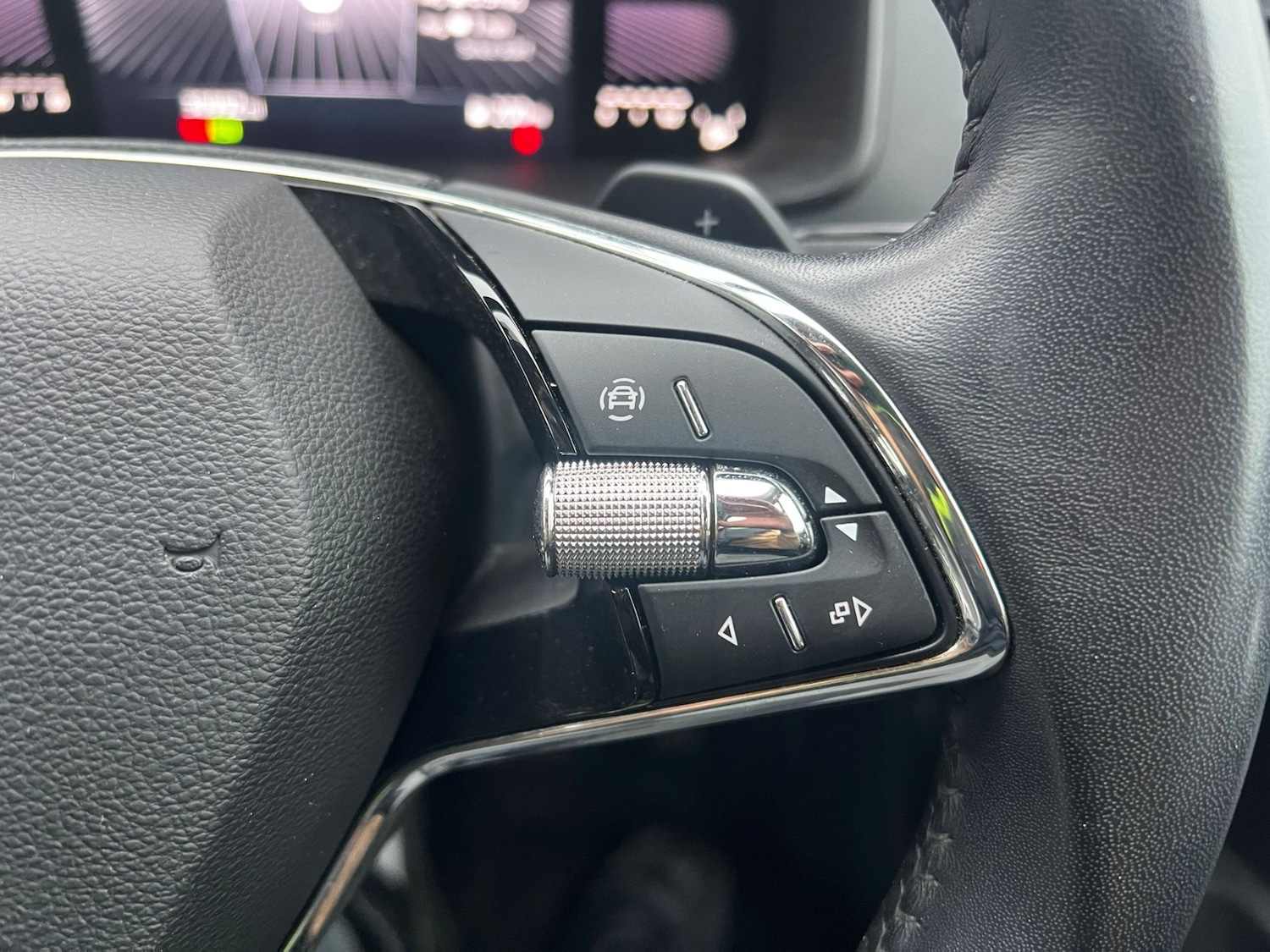 Used Skoda Karoq 2023 for sale - 77449857: Photo 19