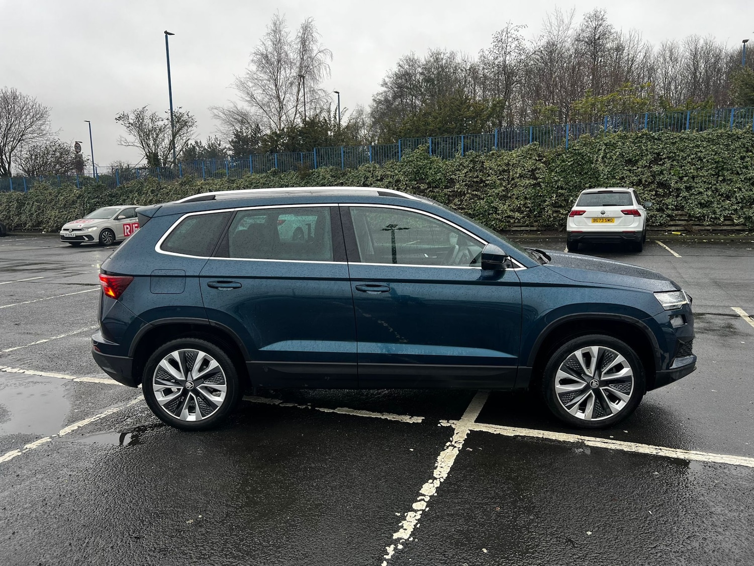 Used Skoda Karoq 2023 for sale - 77449857: Photo 2