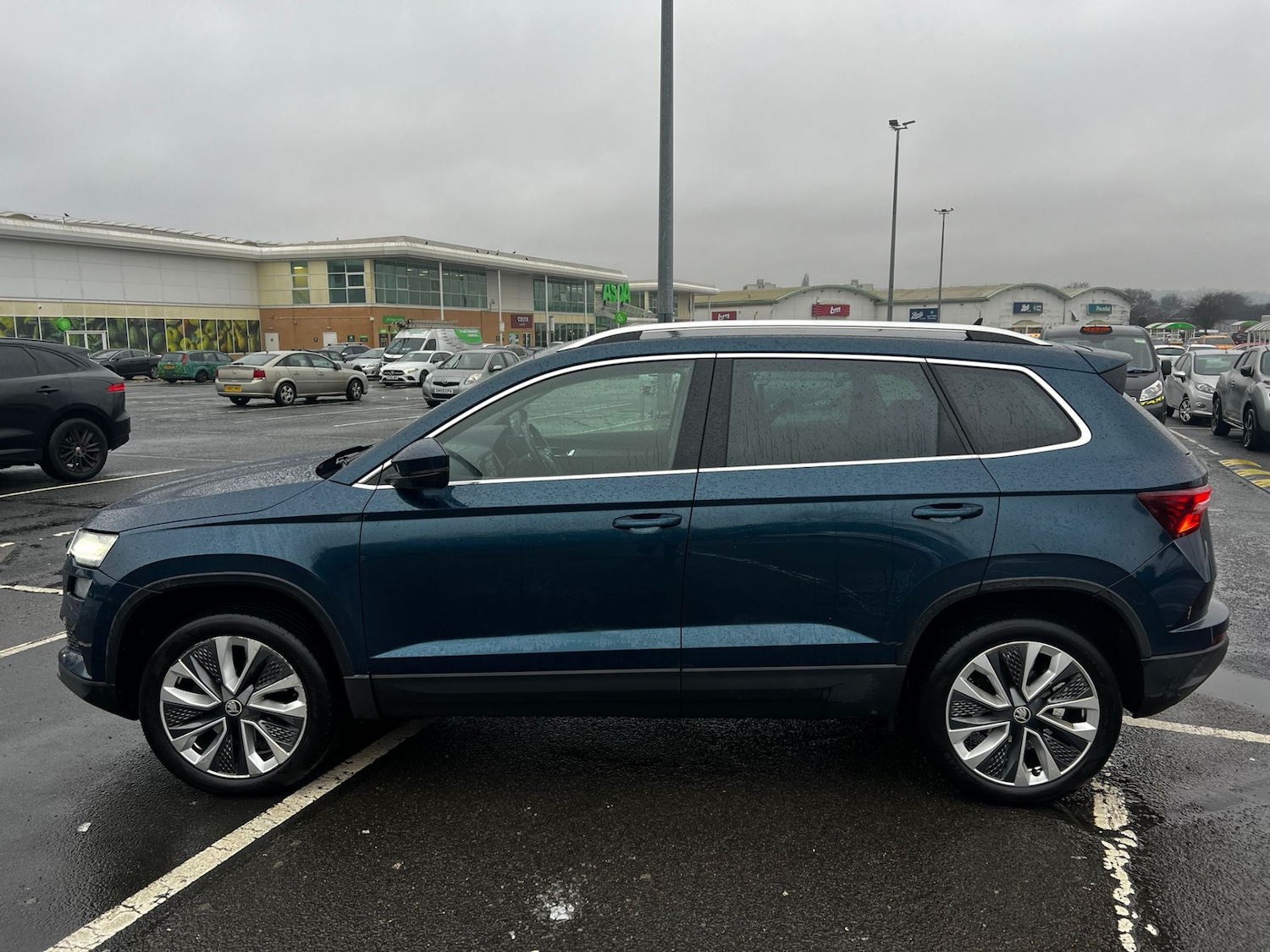 Used Skoda Karoq 2023 for sale - 77449857: Photo 6