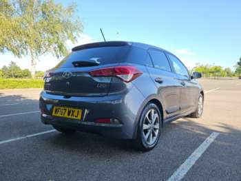 Used Hyundai i20 2017 for sale - 75138023: Photo