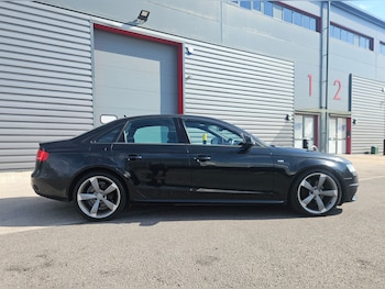 Used Audi A4 2011 for sale - 79074162: Photo