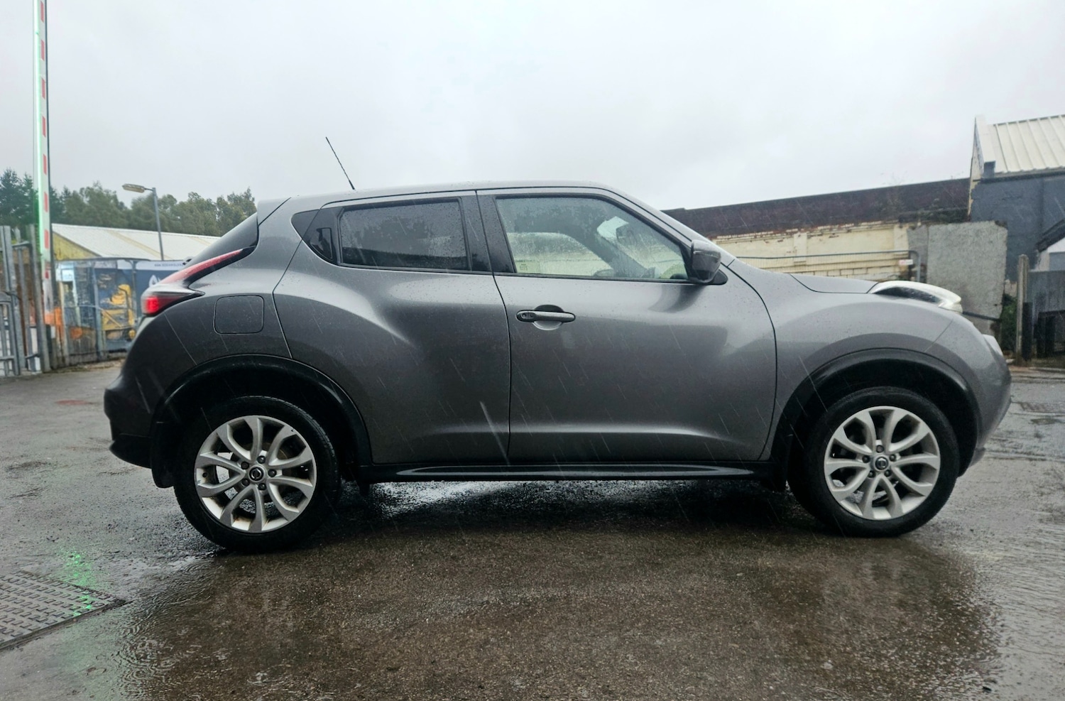 Used Nissan Juke 2018 for sale - 76461292: Photo 2