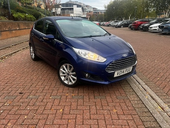 2014 (14) - 1.25 82 Zetec 5dr