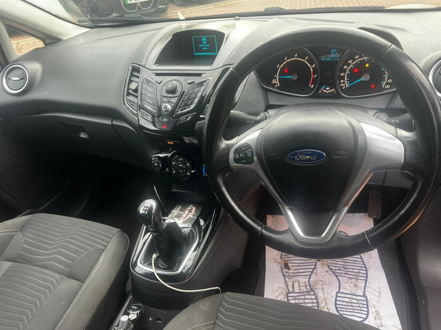 Used Ford Fiesta 2014 for sale - 76340832: Photo 9