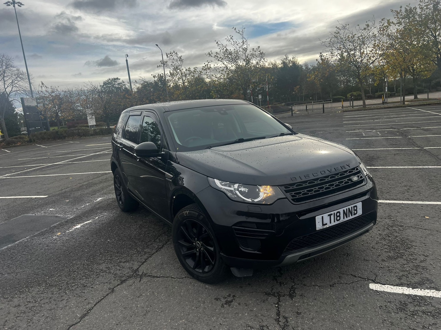 Used Land Rover Discovery Sport 2018 for sale - 76379129: Photo 2