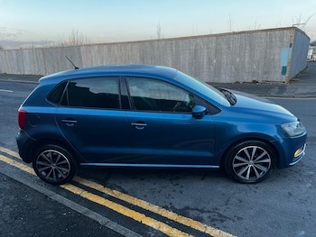 Used Volkswagen Polo 2016 for sale - 77357478: Photo