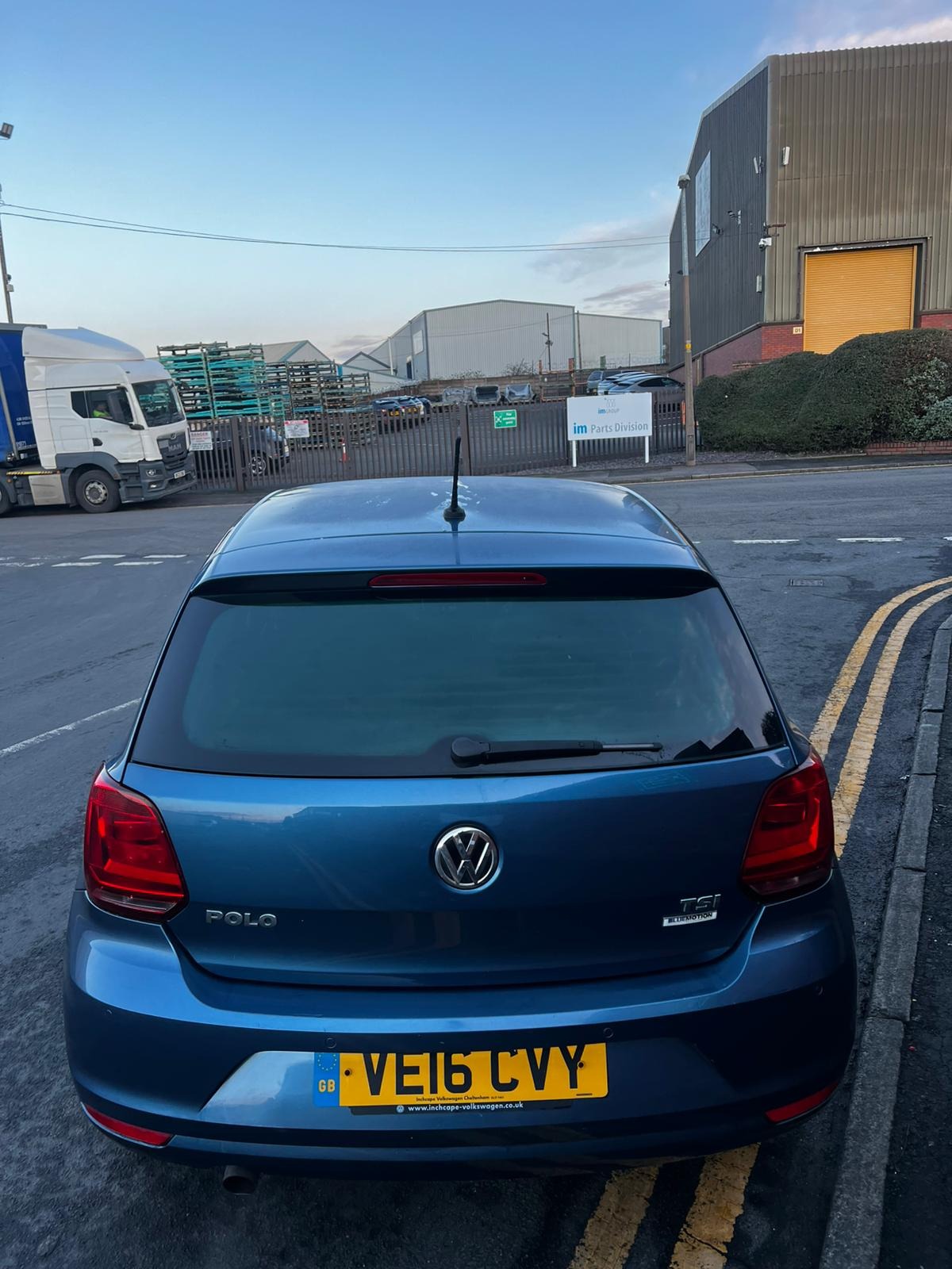 Used Volkswagen Polo 2016 for sale - 77357478: Photo 8