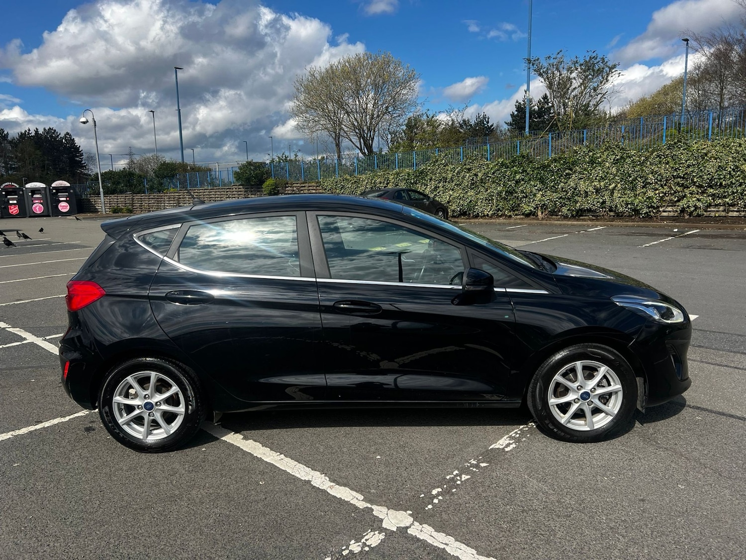 Used Ford Fiesta 2017 for sale - 78079191: Photo 2