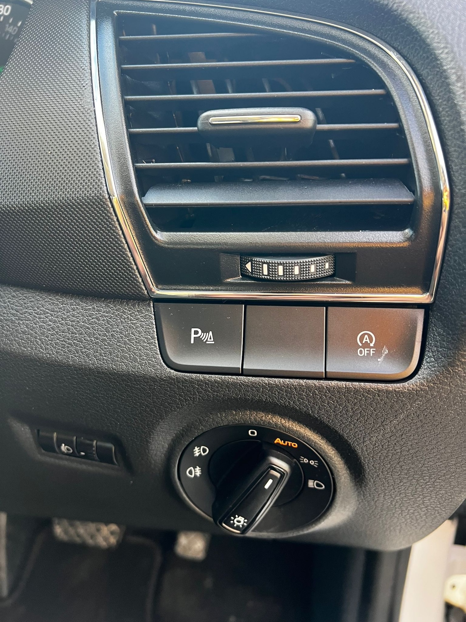 Used Skoda Fabia 2015 for sale - 78084642: Photo 8