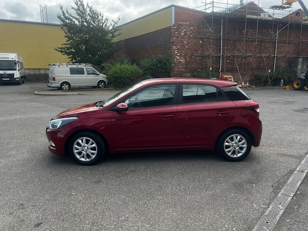 Used Hyundai i20 2017 for sale - 75761646: Photo 5