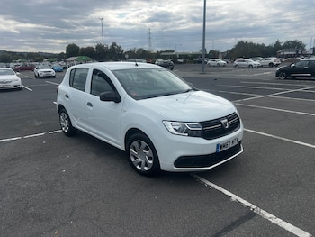 Used Dacia Sandero 2018 for sale - 75664852: Photo