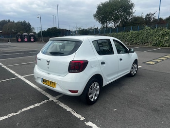 Used Dacia Sandero 2018 for sale - 75664852: Photo