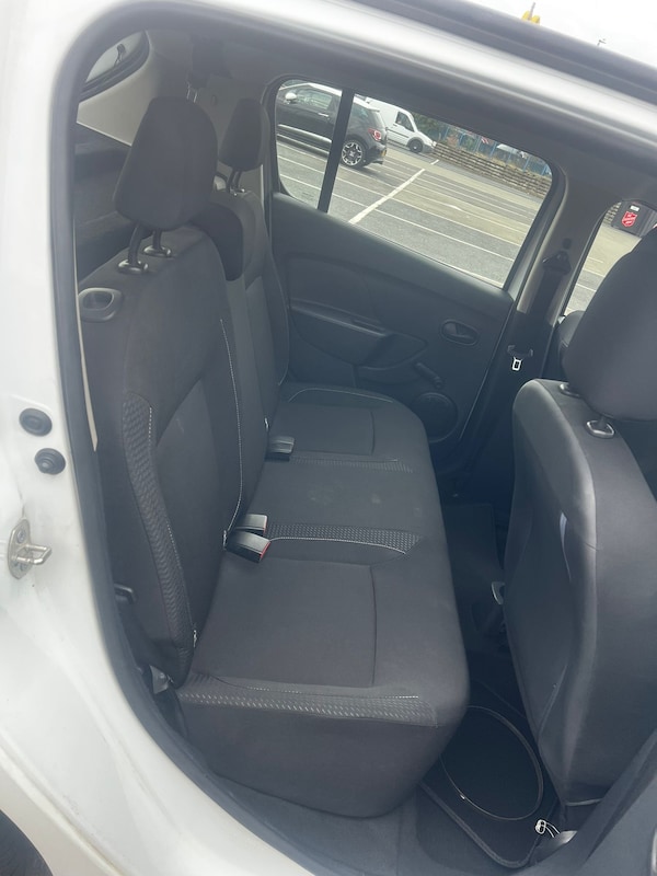 Used Dacia Sandero 2018 for sale - 75664852: Photo 9