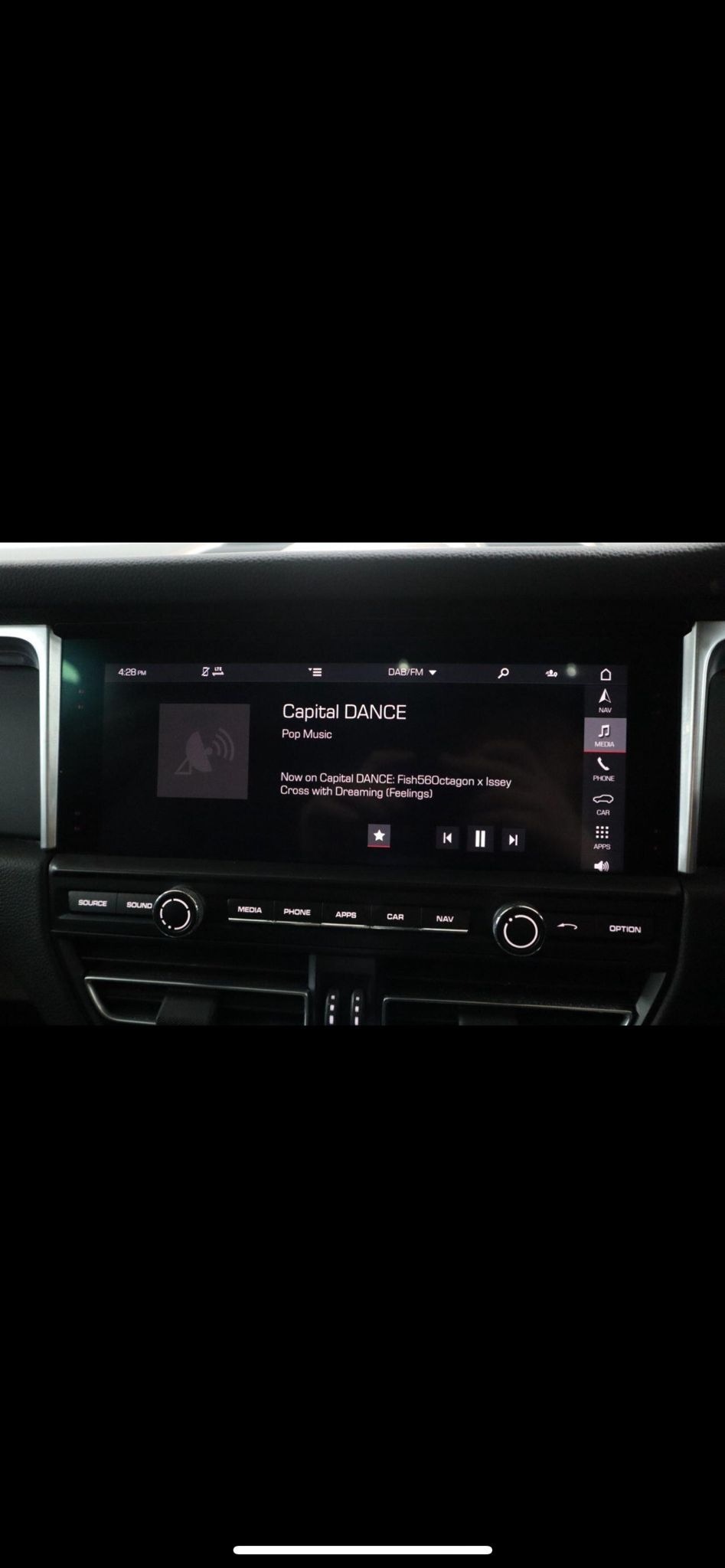 Used Porsche Macan 2022 for sale - 77140822: Photo 24