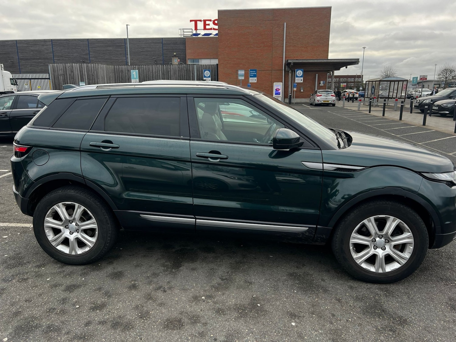 Used Land Rover Range Rover Evoque 2017 for sale - 77073425: Photo 2