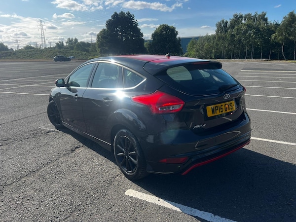Used Ford Focus 2015 for sale - 75069054: Photo 4