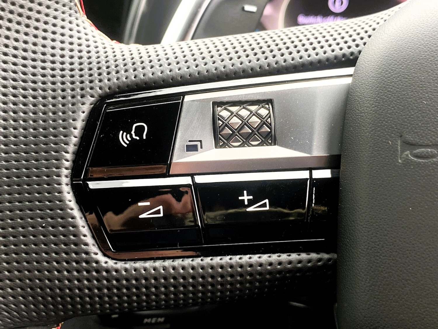 Used DS Automobiles DS 7 2024 for sale - 76487521: Photo 38