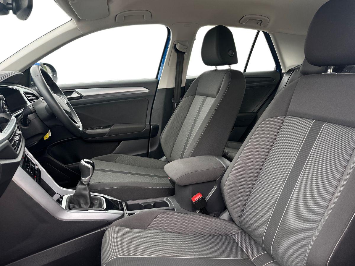 Used Volkswagen T-Roc 2023 for sale - 76875970: Photo 9