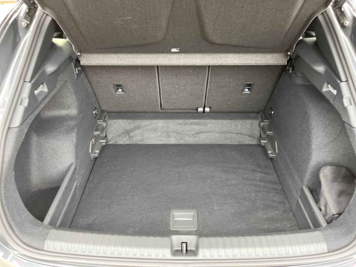 Used Cupra Terramar 2025 for sale - 76163963: Photo 12