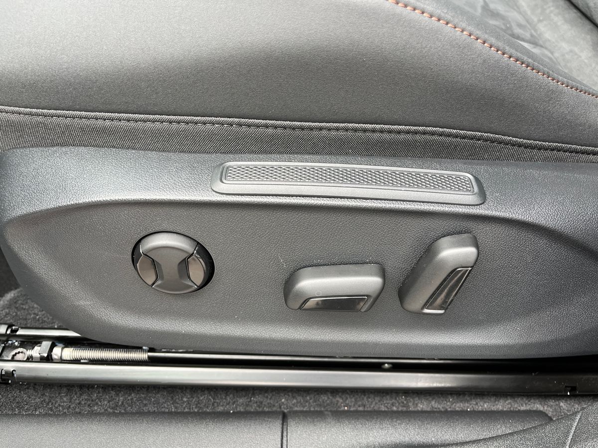 Used Cupra Terramar 2025 for sale - 76163963: Photo 42