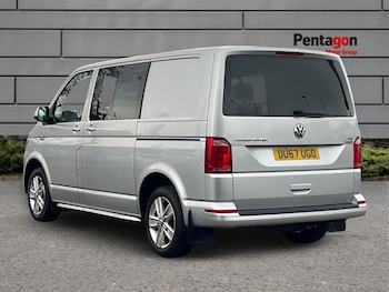 Used Volkswagen Transporter 2017 for sale - 77159804: Photo