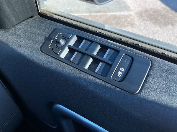 Used Land Rover Discovery Sport 2017 for sale - 76113128: Photo 34