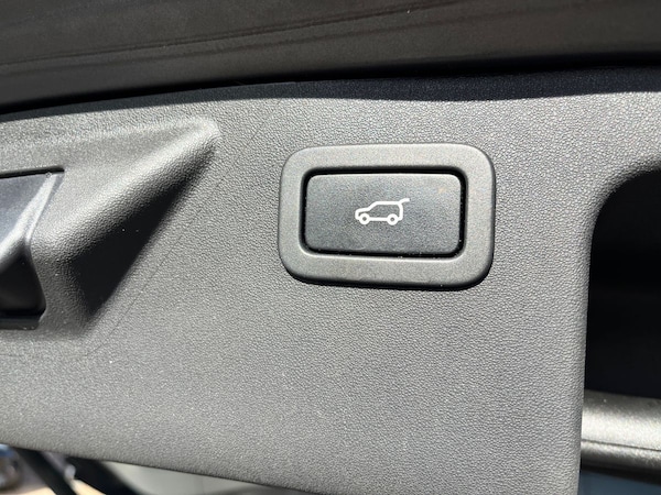 Used Land Rover Discovery Sport 2017 for sale - 76113128: Photo 39