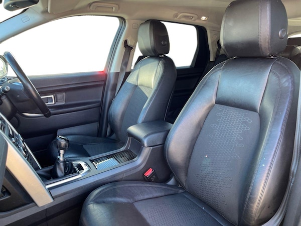 Used Land Rover Discovery Sport 2017 for sale - 76113128: Photo 9