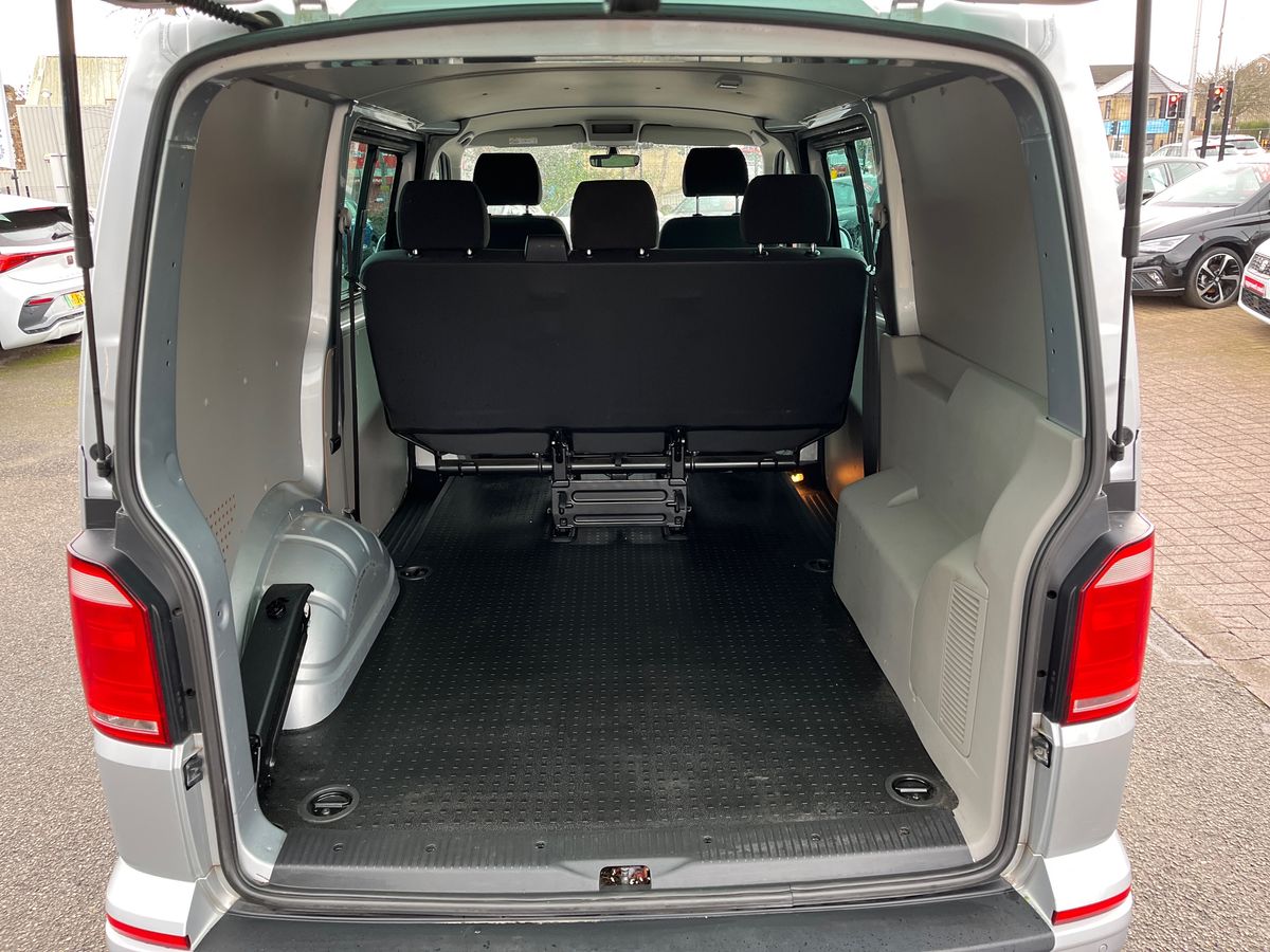 Used Volkswagen Transporter 2017 for sale - 76963113: Photo 11