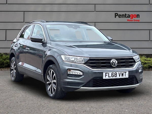Used Volkswagen T-Roc 2018 for sale - 75428091: Photo 1