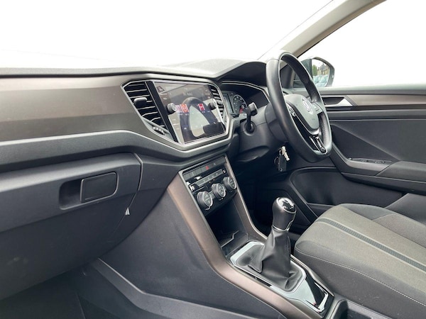Used Volkswagen T-Roc 2018 for sale - 75428091: Photo 8